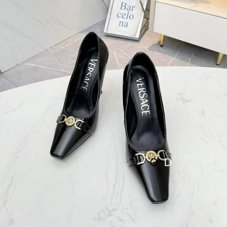 Picture of Versace Shoes _SKUVersacesz35-401020390.5CMGDT0802